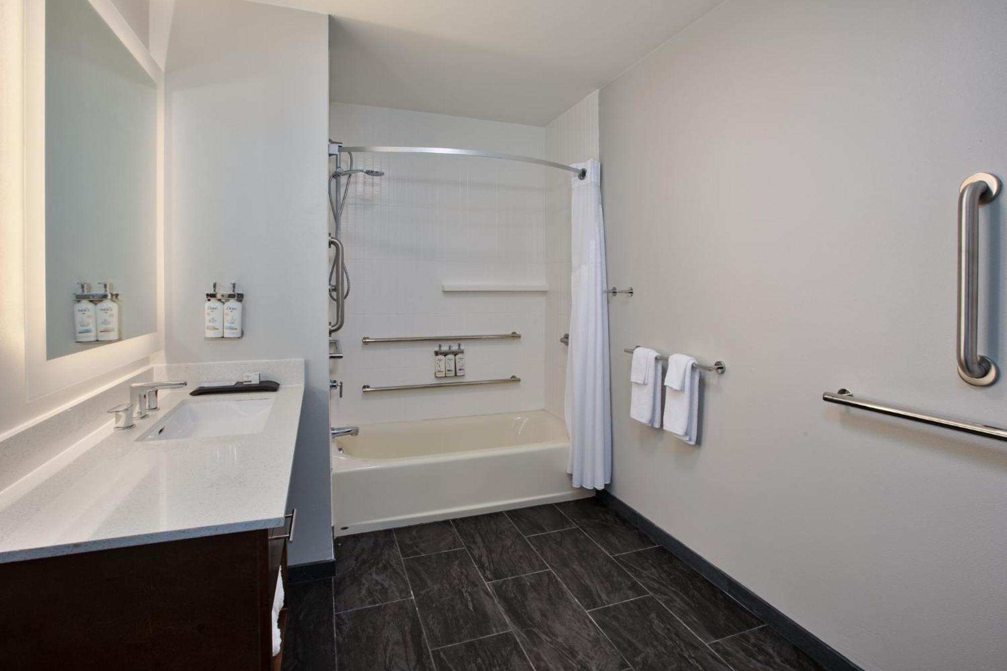 Staybridge Suites - Ames By Ihg Kültér fotó